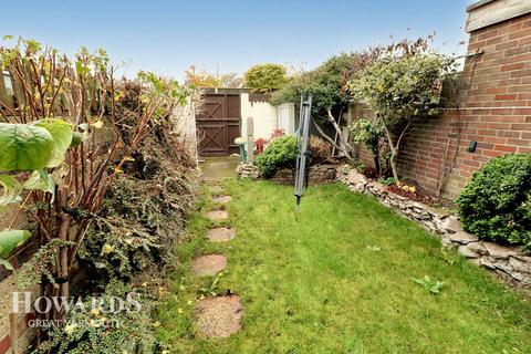 2 bedroom terraced house for sale, Alderson Road, Great Yarmouth