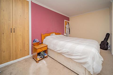 31 Berryfield Park, Melksham, SN12 6EE
