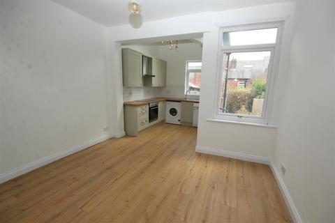 4 bedroom terraced house to rent, 95 Peveril Road, Ecclesall, S11 7AQ