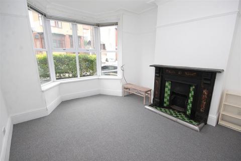 4 bedroom terraced house to rent, 95 Peveril Road, Ecclesall, S11 7AQ