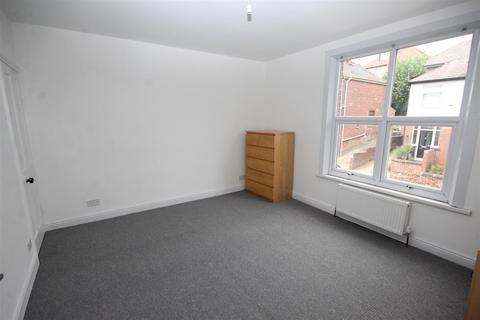 4 bedroom terraced house to rent, 95 Peveril Road, Ecclesall, S11 7AQ