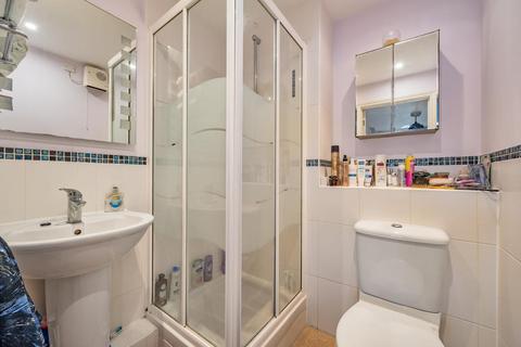 2 bedroom flat for sale, Davidson House,  Queensway,  Hemel Hempstead,  HP2,  HP2