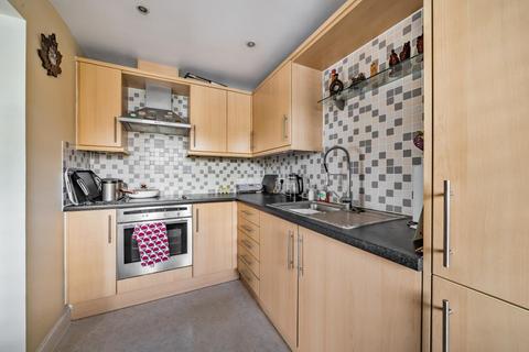 2 bedroom flat for sale, Davidson House,  Queensway,  Hemel Hempstead,  HP2,  HP2