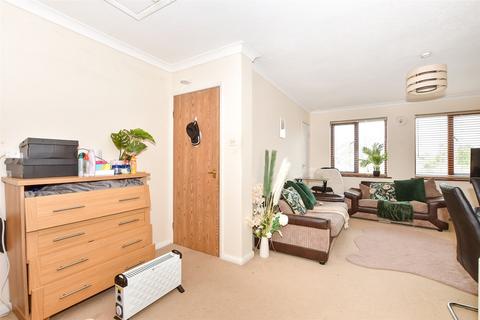 1 bedroom maisonette for sale, St. John's Crescent, Broadbridge Heath, Horsham, West Sussex