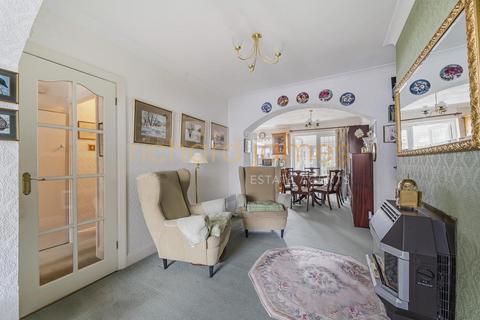 3 bedroom semi-detached house for sale, Oakhampton Road, Mill Hill, London