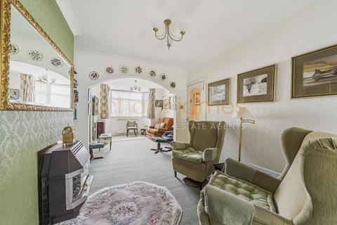 3 bedroom semi-detached house for sale, Oakhampton Road, Mill Hill, London