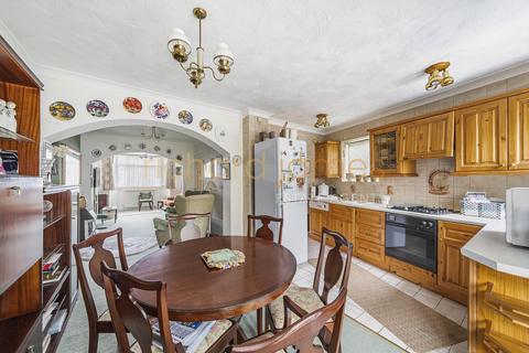 3 bedroom semi-detached house for sale, Oakhampton Road, Mill Hill, London