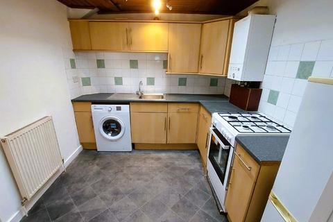 2 bedroom flat to rent, William Street, Ferryden DD10