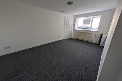 2 bedroom flat to rent, William Street, Ferryden DD10