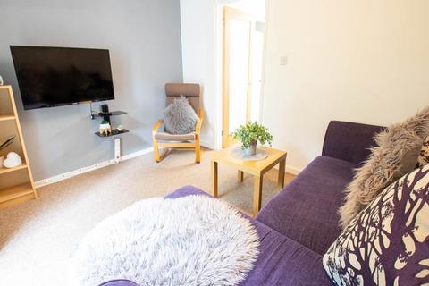 4 bedroom house to rent, Querns Place, Canterbury, Kent