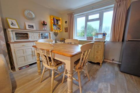 36 Thornpark Rise, Exeter, EX1 3HT