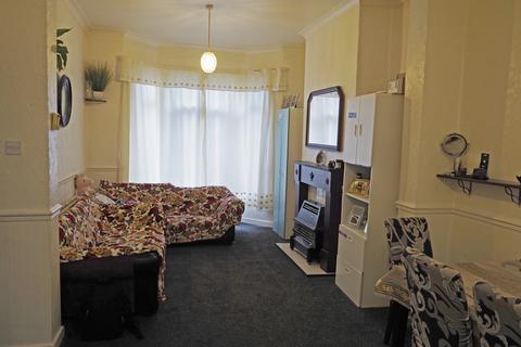 2 bedroom terraced house for sale, Devon Street, Hull HU4