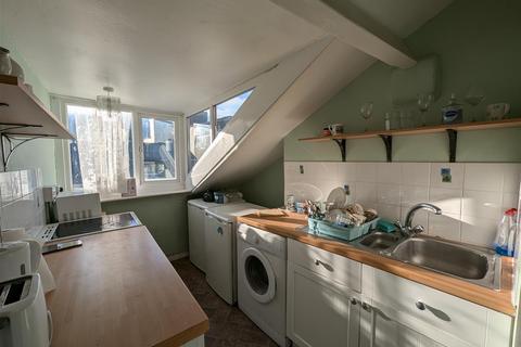 1 bedroom flat for sale, South Street, Scarborough