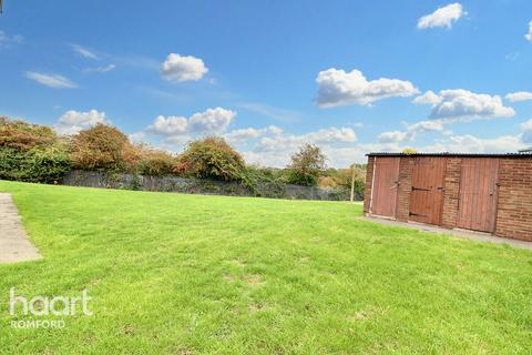 4a Firbank Road, Romford, RM5 2TP