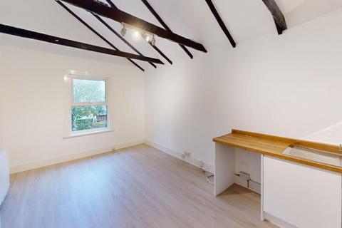 Studio to rent, Hove BN3