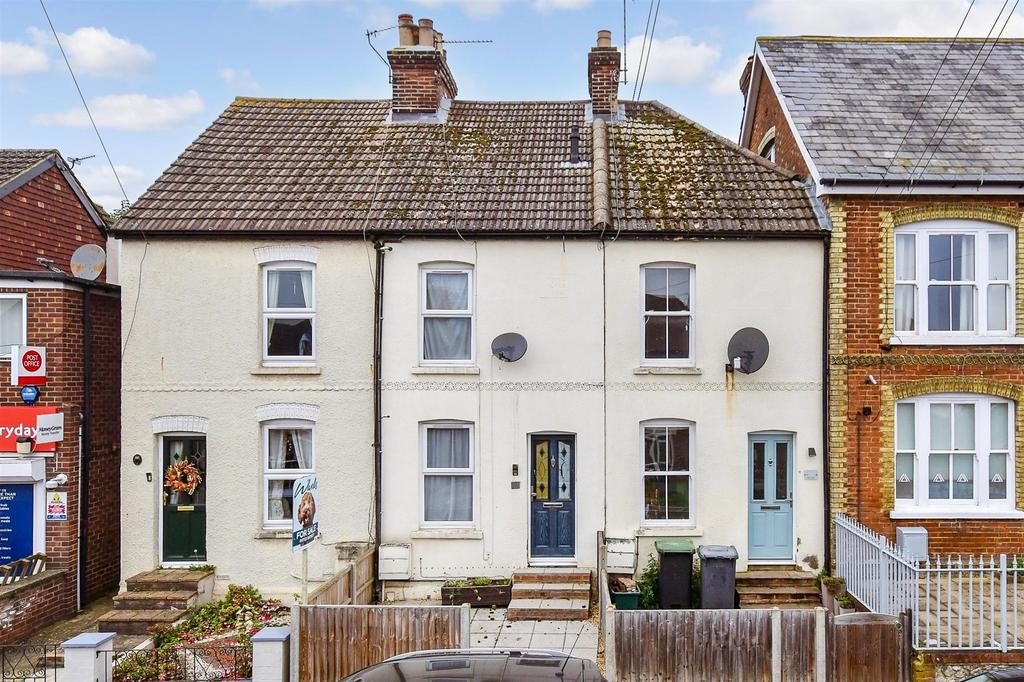 Ditton Kent New Road, Ditton, Kent 2 bed terraced house - £260,000