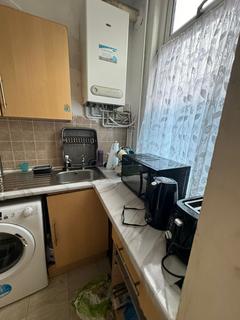 2 bedroom terraced house to rent, Leeds LS6