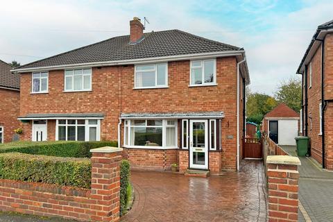 3 bedroom semi-detached house for sale, Derwent Road, Wolverhampton, WV6