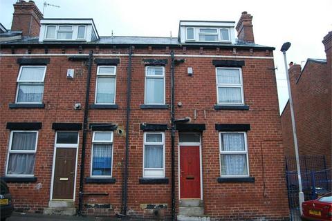 2 bedroom terraced house to rent, Leeds LS6