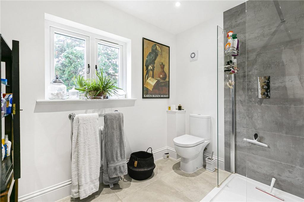 Ensuite