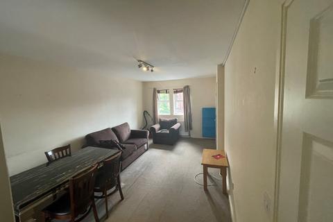 4 bedroom terraced house to rent, Leeds LS6