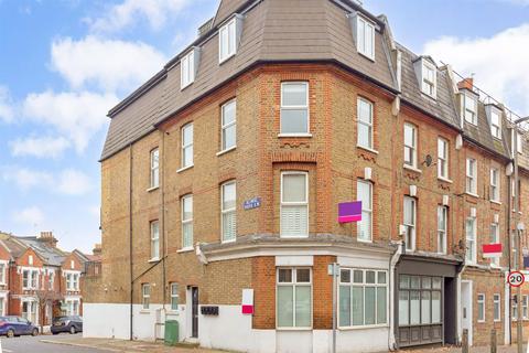 2 bedroom flat for sale, Boutflower Road, London, SW4