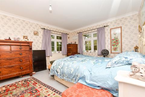 3 bedroom detached house for sale, The Clears, Reigate, Surrey