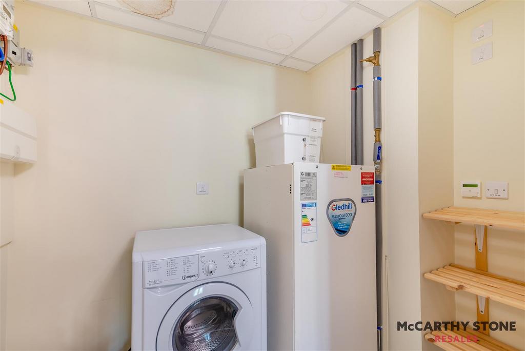 8624796-interior08.jpg