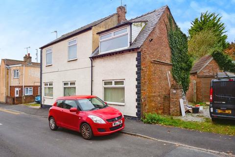 3 bedroom detached house for sale, Station Road, Hull HU12