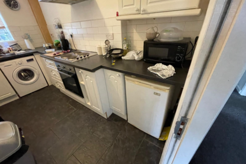 2 bedroom flat to rent, 78 Chapel Lane, Leeds LS6