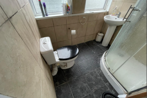 2 bedroom flat to rent, 78 Chapel Lane, Leeds LS6