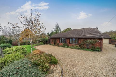 3 bedroom detached bungalow for sale, Dibles Road, Southampton SO31