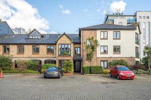 2 bedroom flat for sale, Plough Way, Rotherhithe