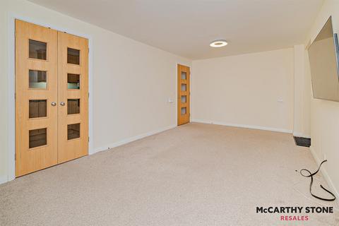 2 bedroom apartment for sale, Oakfield Court, Crofts Bank Road, Urmston, Manchester, M41 0AA