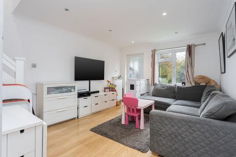 1 bedroom terraced house for sale, Windmill Court, Crawley RH10