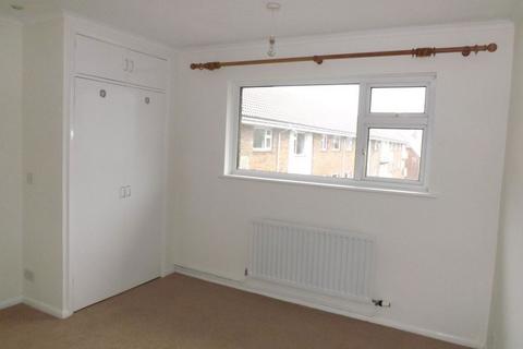 2 bedroom flat to rent, North Walls, Chichester