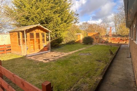 3 bedroom detached bungalow to rent, Patrington, East Yorkshire, HU12