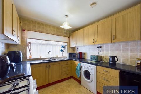3 bedroom end of terrace house for sale, Tennyson Avenue, Bridlington