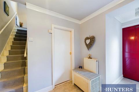 3 bedroom end of terrace house for sale, Tennyson Avenue, Bridlington
