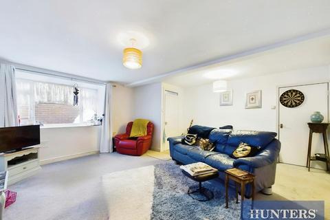 3 bedroom terraced house for sale, Tennyson Avenue, Bridlington