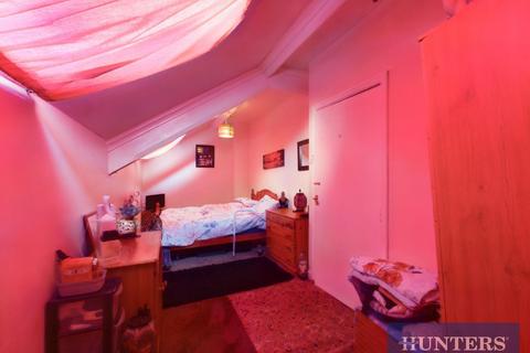 3 bedroom terraced house for sale, Tennyson Avenue, Bridlington