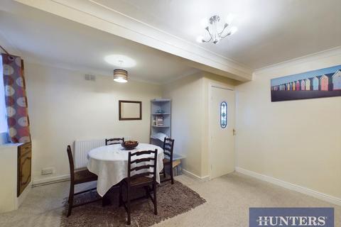 3 bedroom end of terrace house for sale, Tennyson Avenue, Bridlington
