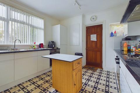 4 bedroom chalet for sale, Dudley Road, Brighton, BN1 7GL