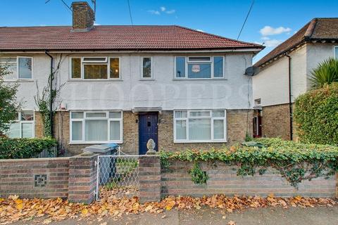 2 bedroom maisonette for sale, Aboyne Road, London, NW10