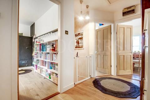 103 Aboyne Road, London, NW10 0EY