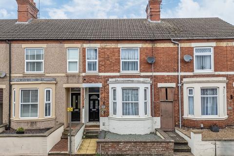 4 bedroom terraced house for sale, Station Road, Kettering NN15