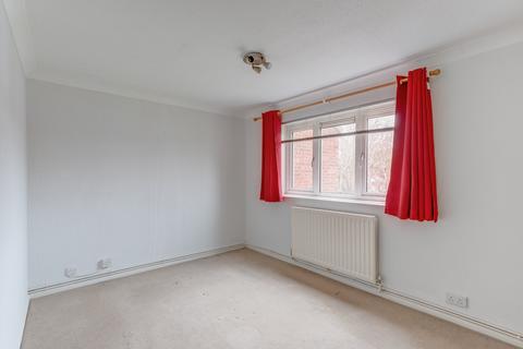80 Abberley Close, Church Hill, Redditch, B98 8QZ