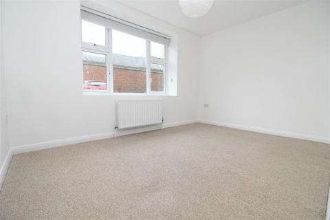 2 bedroom apartment to rent, Beresford Court, Somerhill Road, Hove