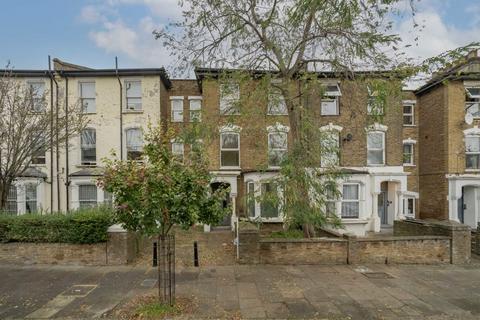 3 bedroom flat to rent, Wilberforce Road, London N4