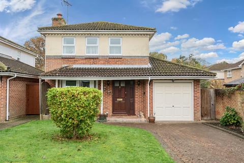 4 bedroom detached house for sale, Beedon Drive, Bracknell, Berkshire